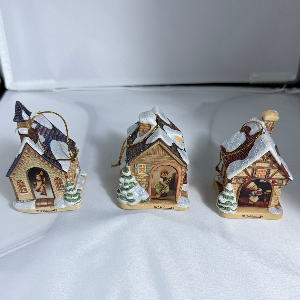 Vintage 1999 The Bradford Exchange Hummel Bavarian Village Hanging Ornament Set